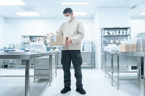Food and pharma hygiene workwear kit
